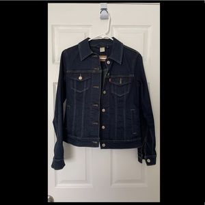 Levis denim jacket. Size small